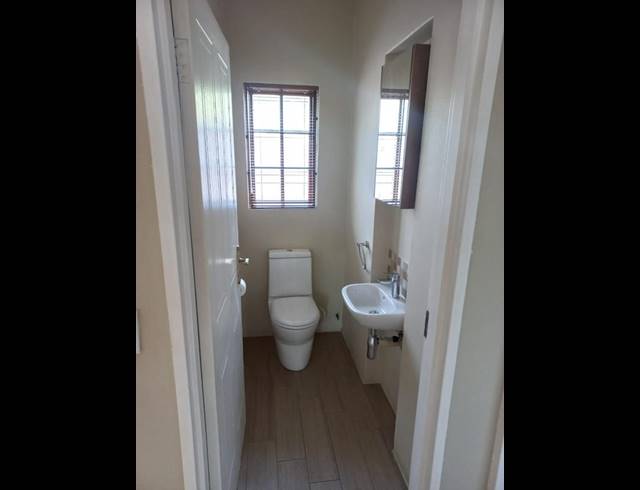 2 BEDROOM PROPERTY TO RENT IN SANDOWN